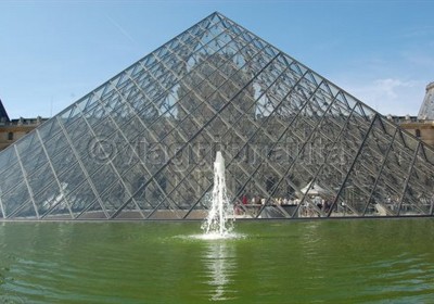 Louvre Parigi