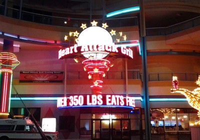 Heart_Attack_Grill_Neonopolis